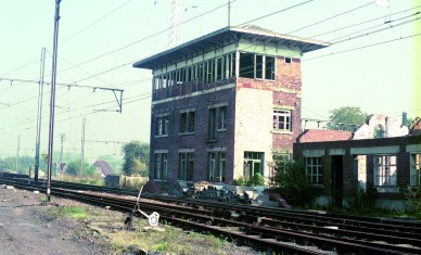 Halle 106418.jpg